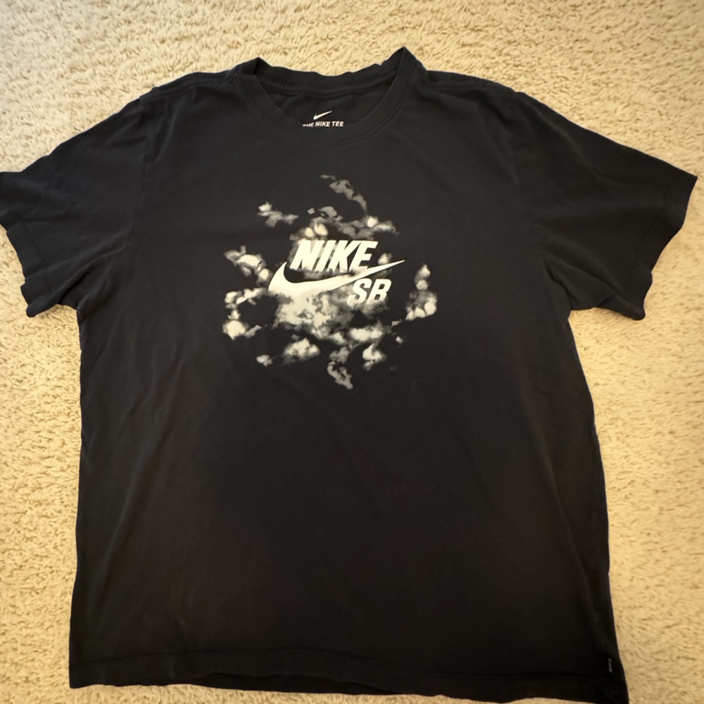 Nike SB graphic tee Y2K skate tee